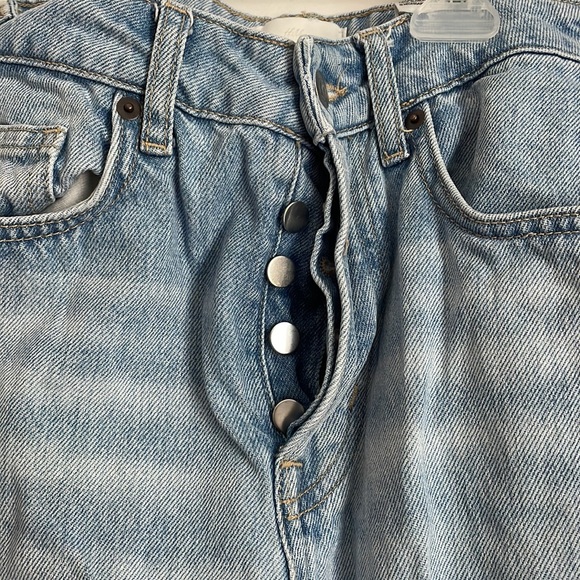 H&M high rise jeans - Picture 3 of 4
